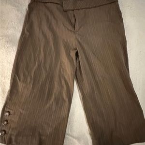 Medina dressy capris